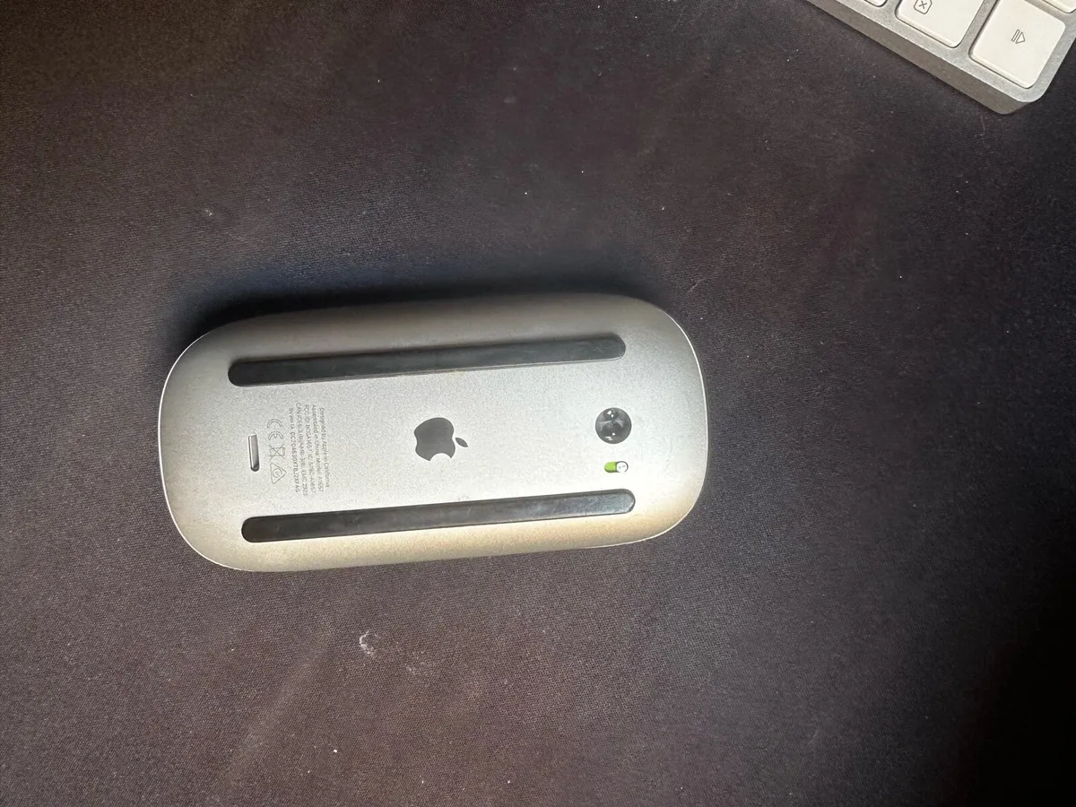 Apple Magic Keyboard + Magic Mouse - Image 4