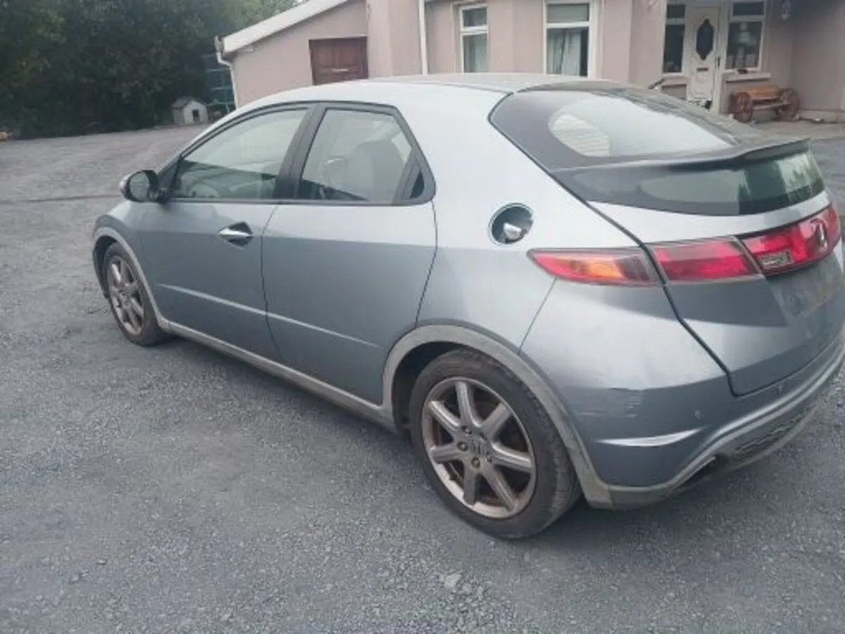 2007  honda  civic exi - Image 3