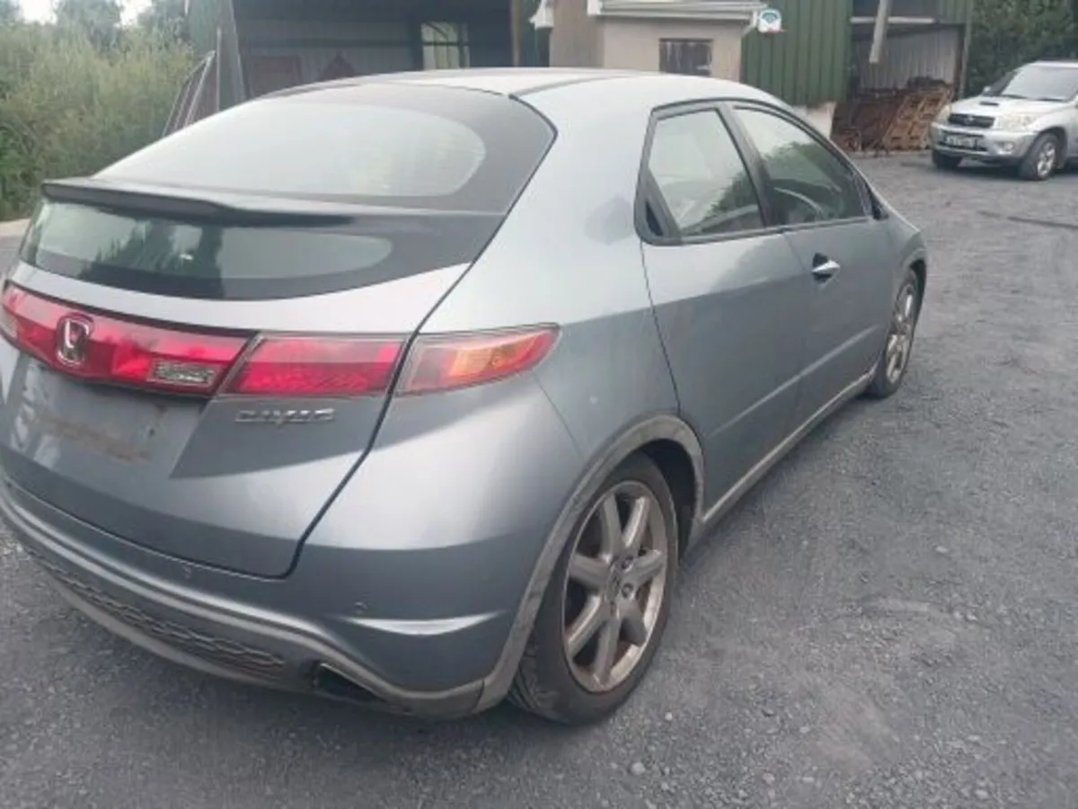 2007  honda  civic exi - Image 4