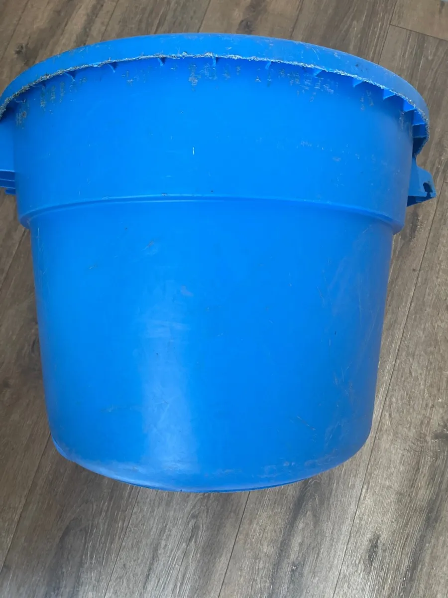 A blue hard plastic barrel or container - Image 3