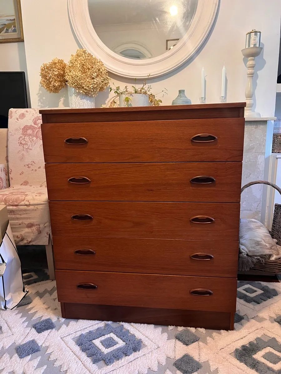 Mid century teak chest of drawers - Image 2