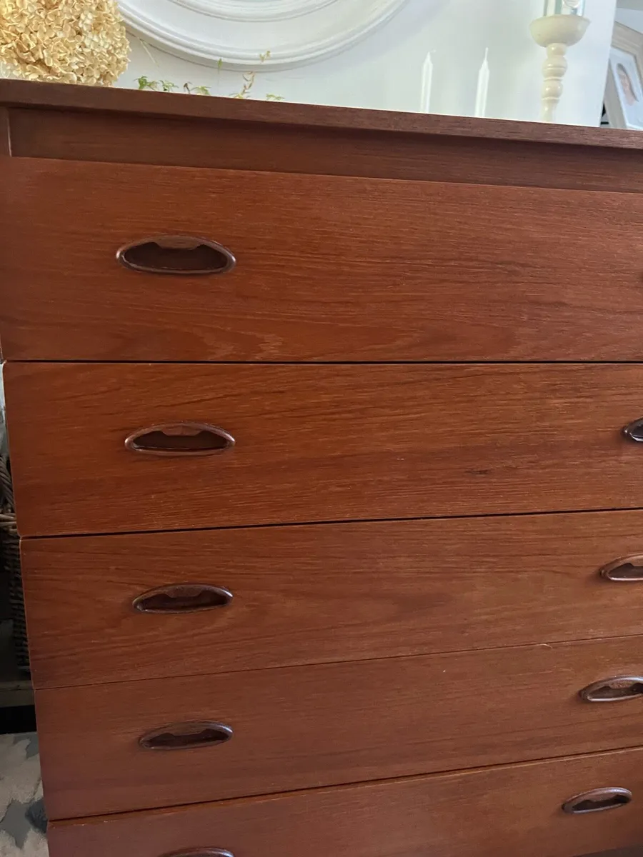 Mid century teak chest of drawers - Image 3
