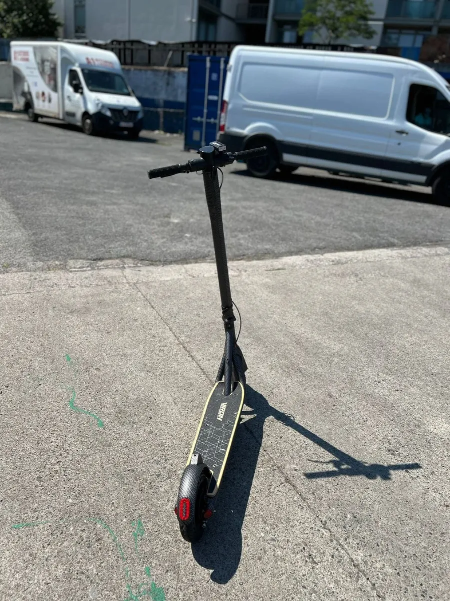 Viron XI-700- S Electric Scooter - Image 3