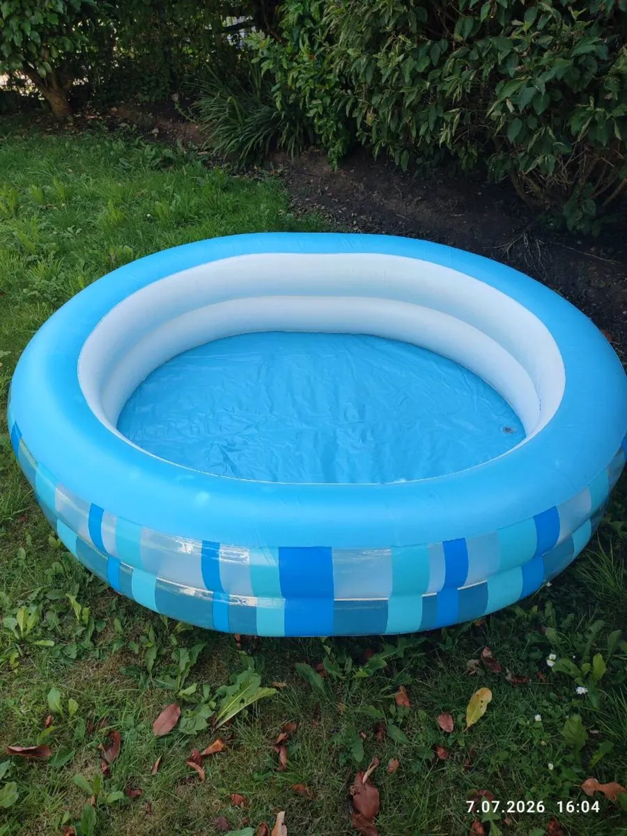 Inflatable garden pool for children - Image 1