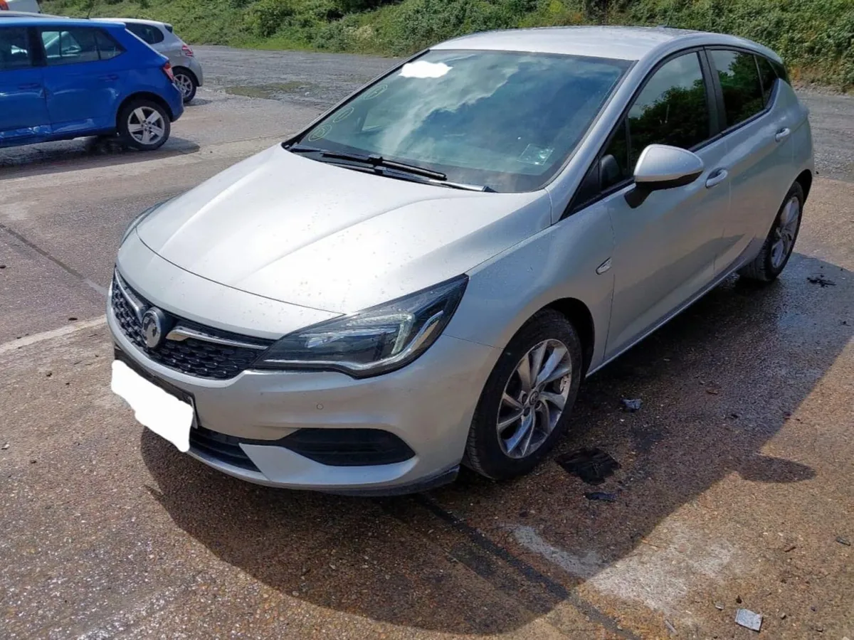 20 OPEL ASTRA  1.5 TURBO FOR BREAKING - Image 4