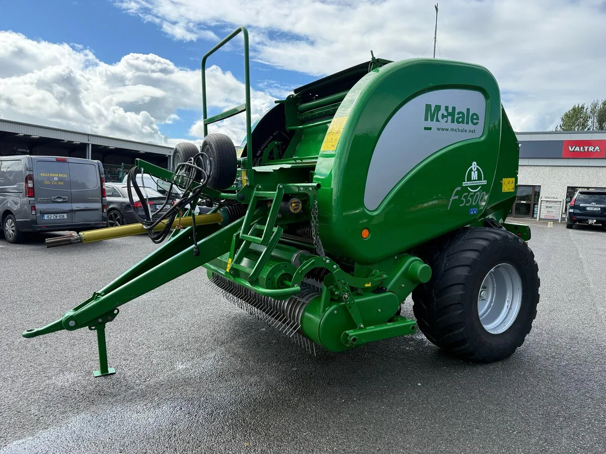 McHale F5500 Round Baler - Image 1