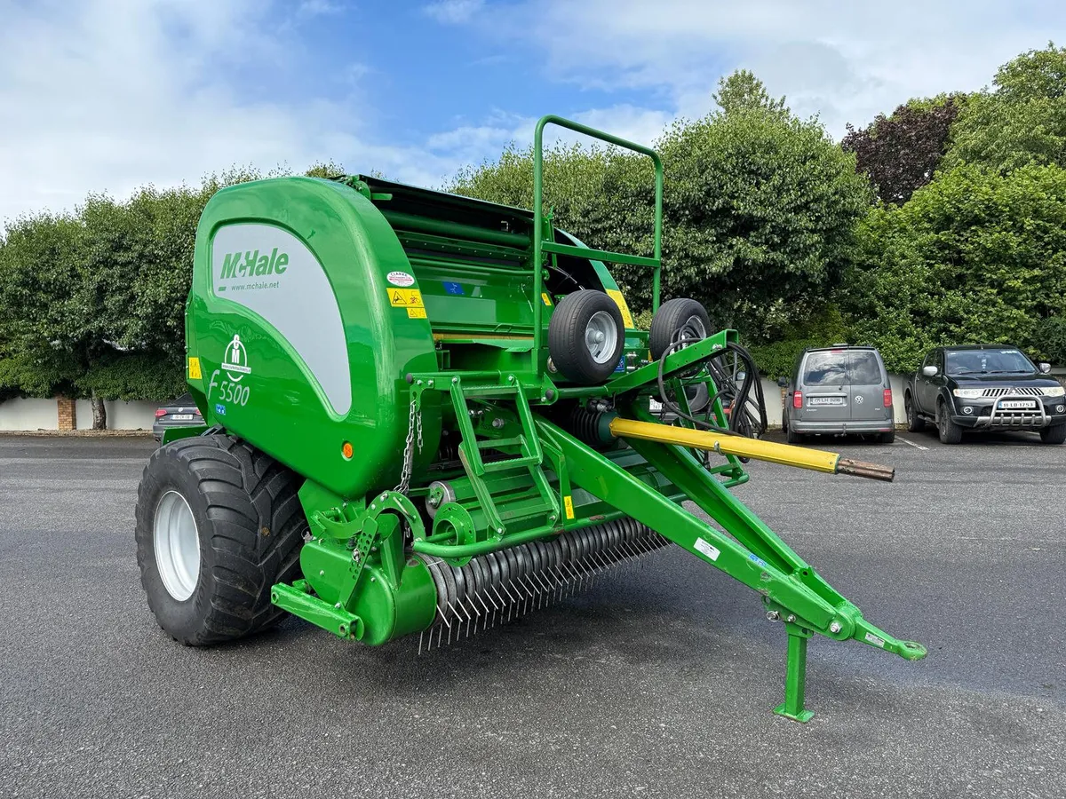McHale F5500 Round Baler - Image 2