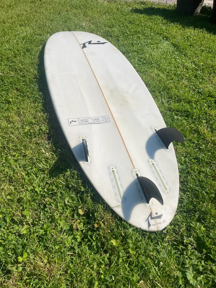 Surf board - Image 2