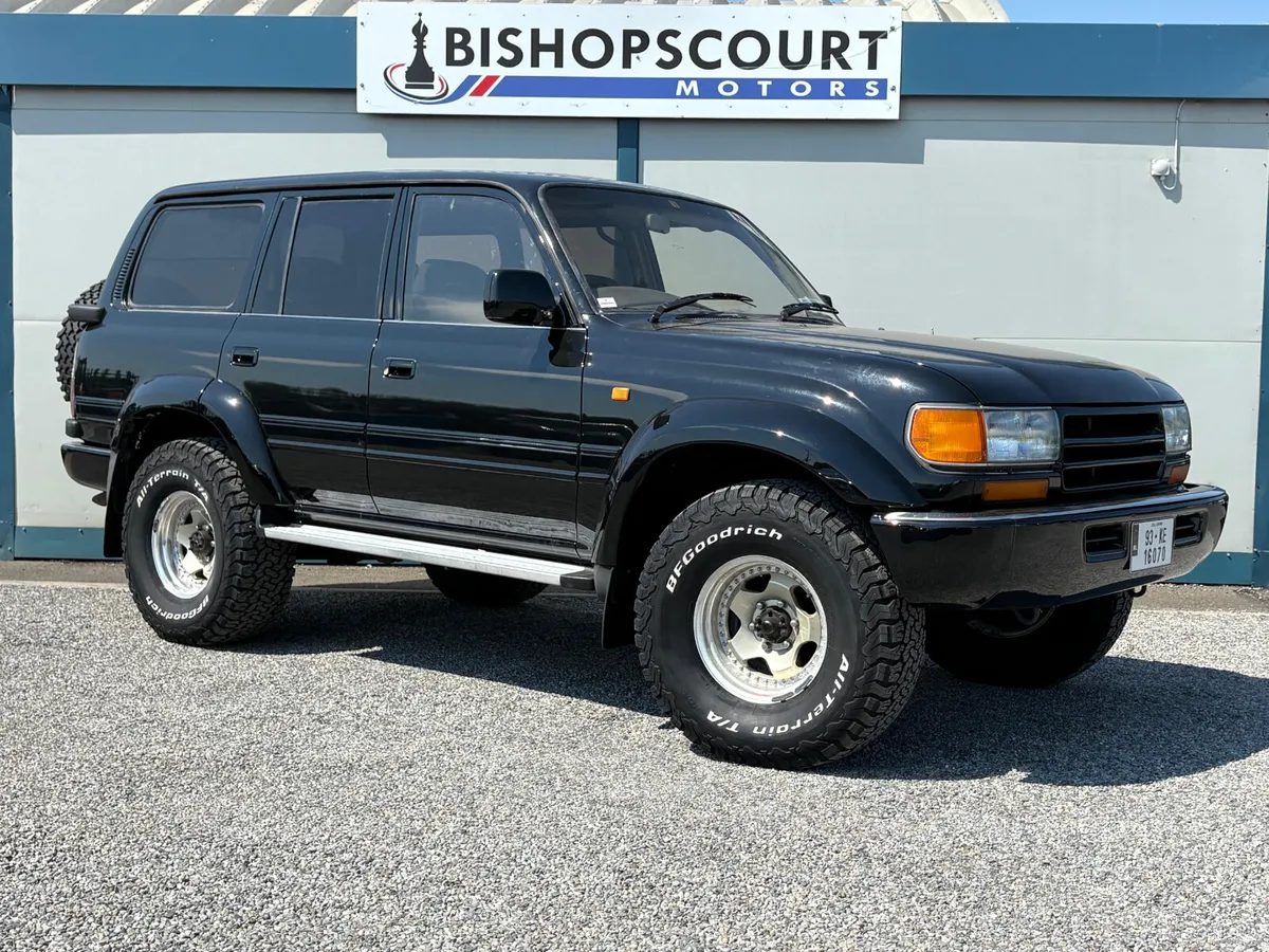 Toyota Land Cruiser 1993 - Image 2
