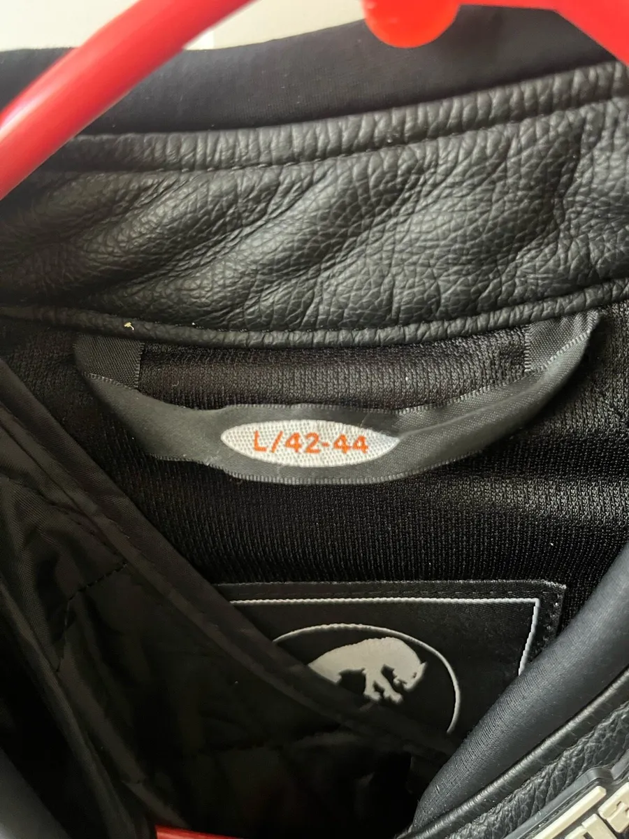 Furygan motorbike leather jacket - Image 3
