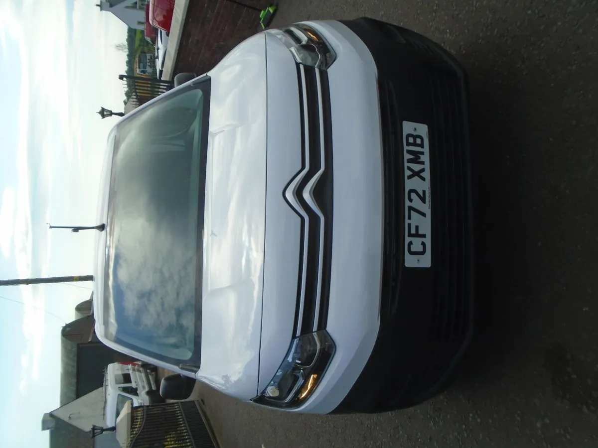 2023 Citroen Berlingo ENTERPRISE 100HP - Image 2