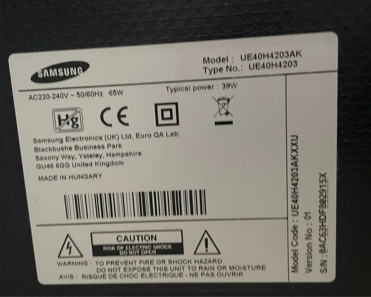 40” Samsung Smart Tv - Image 2