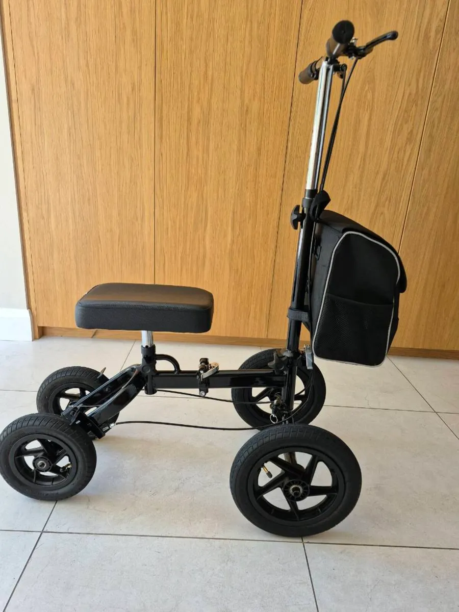 Knee scooter - Image 1