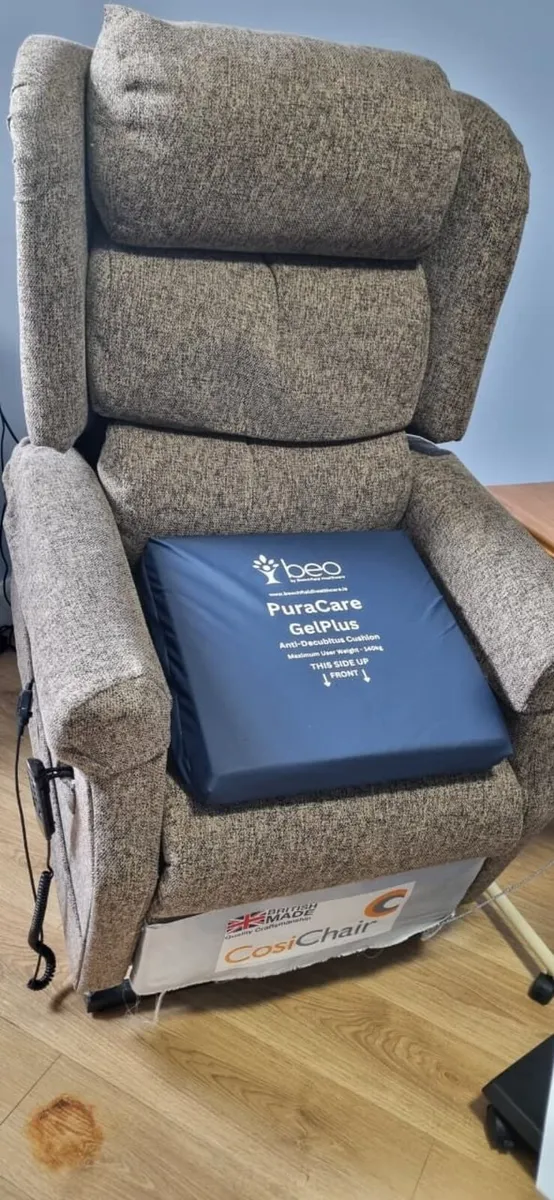 Recliner chair - Image 4