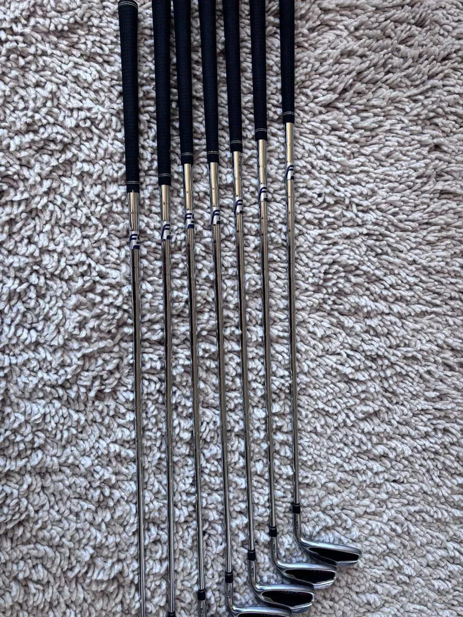 Golf irons - Image 2