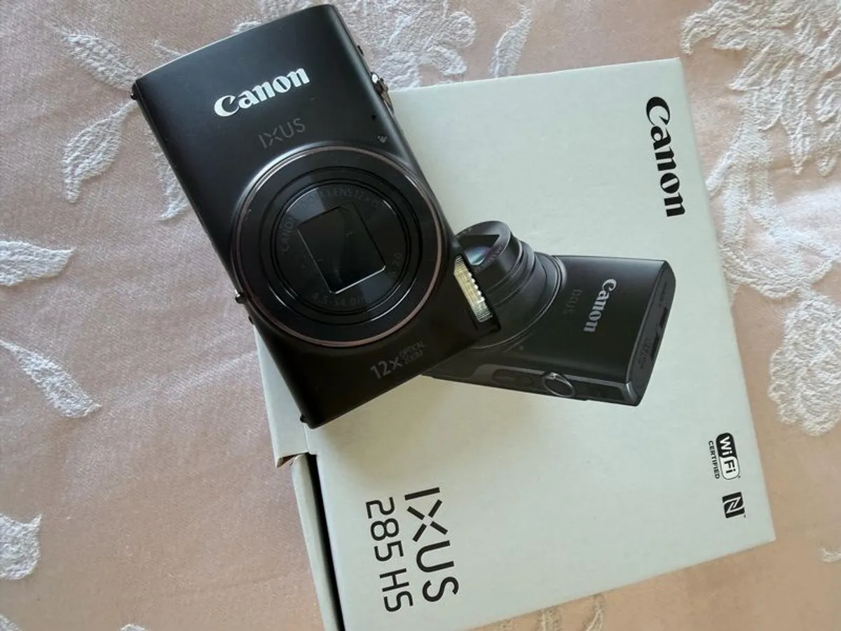 Digital Camera Canon IXUS 285 HS Black - Image 1
