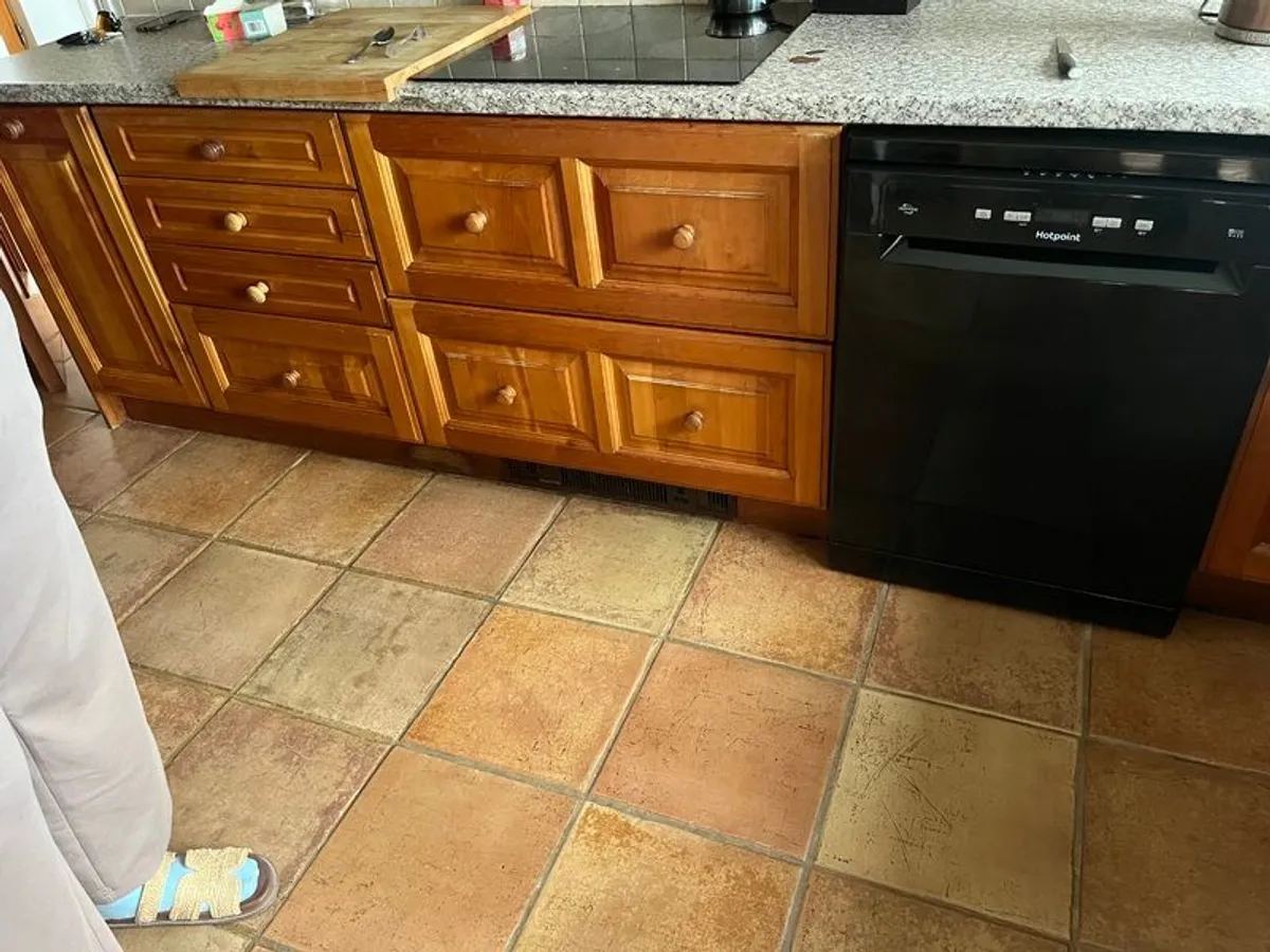 Kitchen presses - Image 2