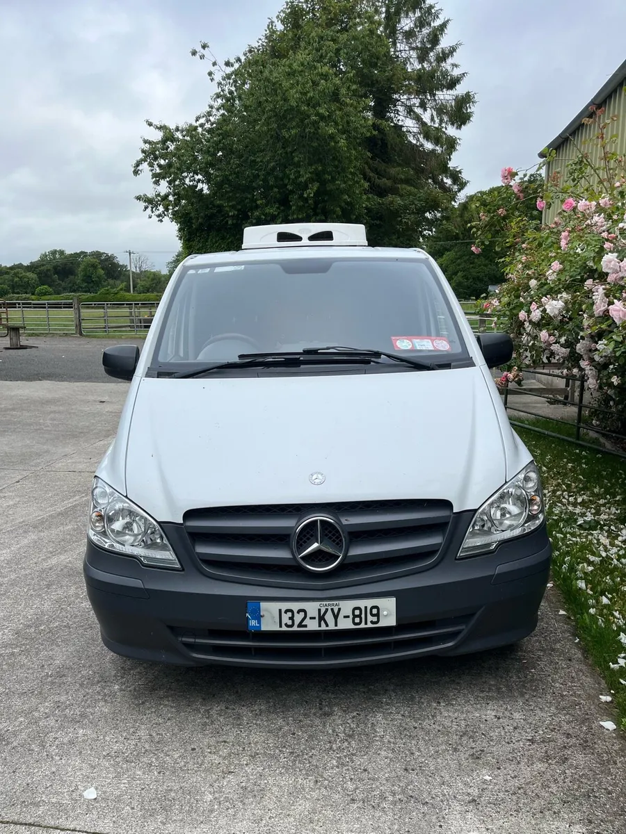 Mercedes-Benz V-Class 2013 - Image 1