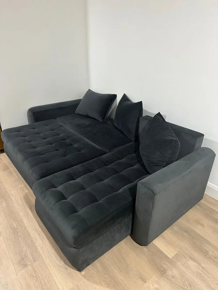 Sofa for Sale - Image 1