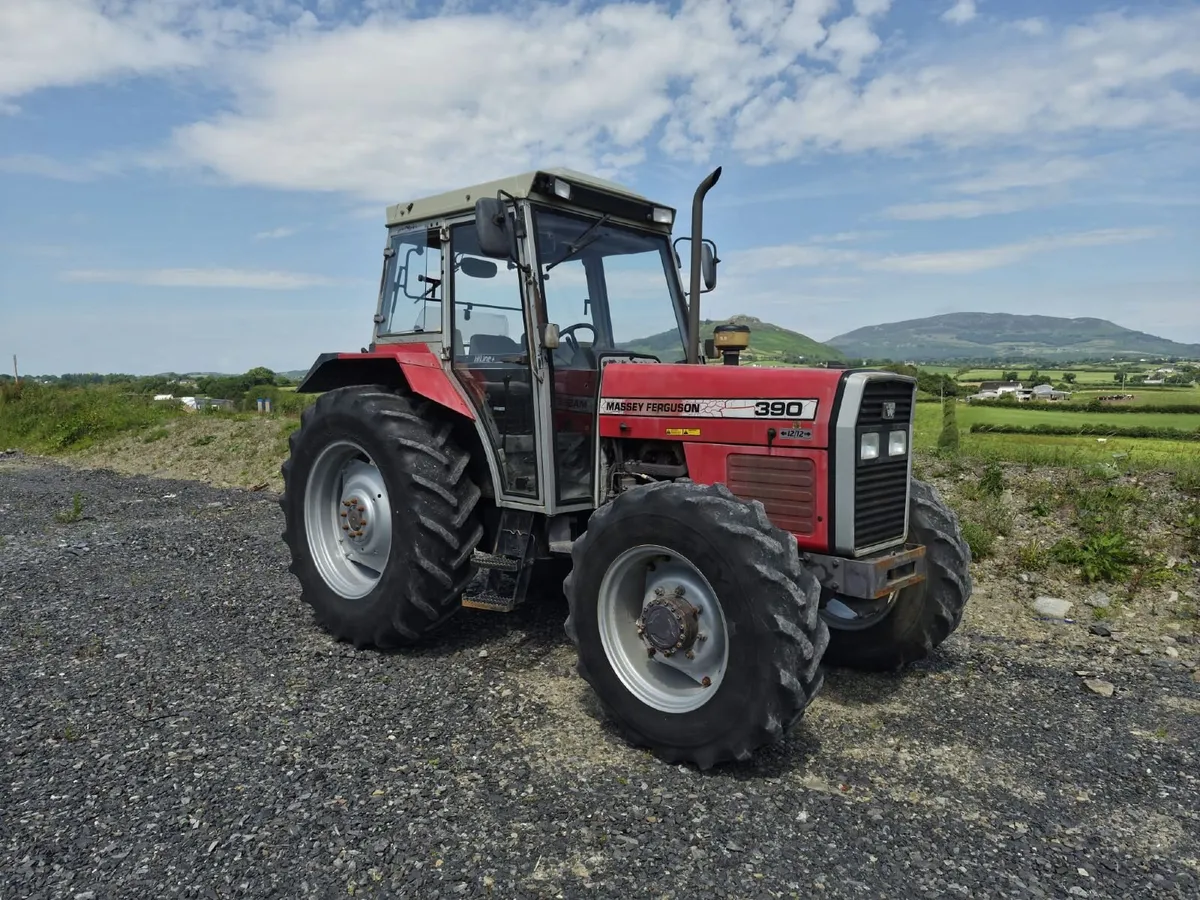 Massey Ferguson 390 **FULLY ORIGINAL** - Image 2