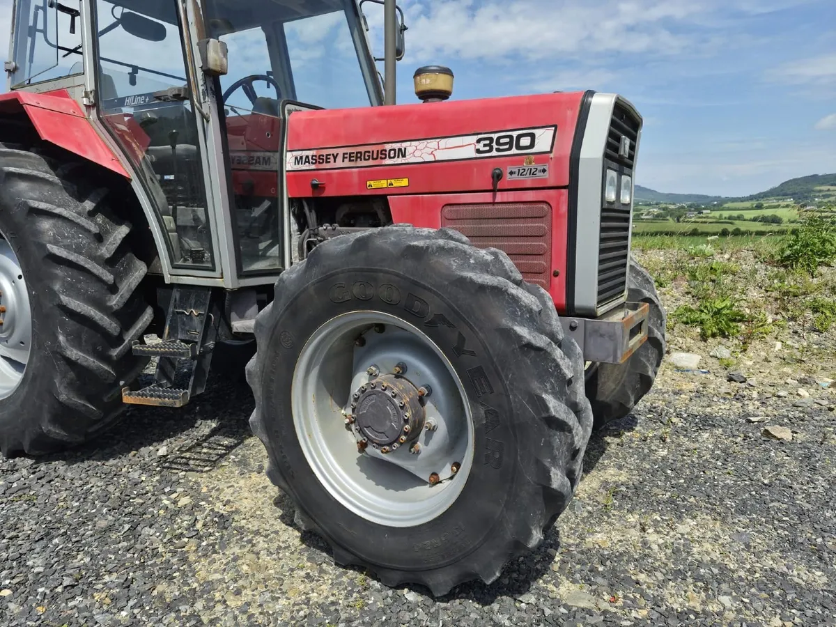 Massey Ferguson 390 **FULLY ORIGINAL** - Image 4