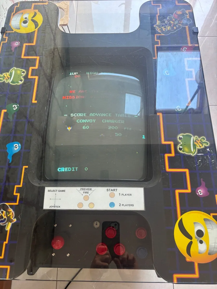 Game table - Image 4
