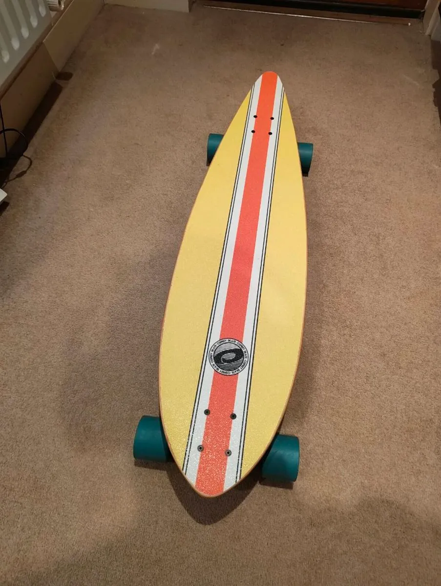 Osprey Longboard, helmet and pads - Image 1