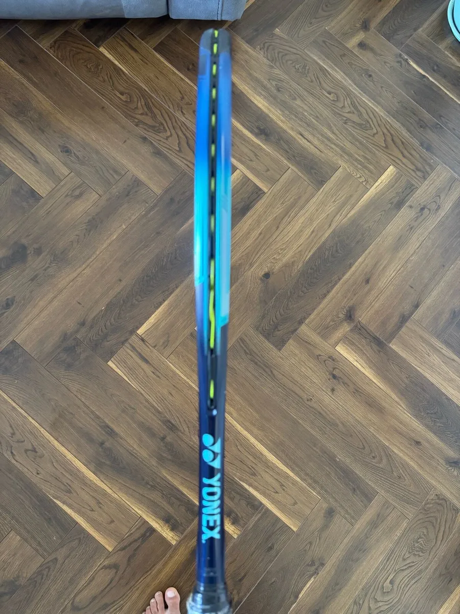 Yonex Ezone tennis racquet - Image 2
