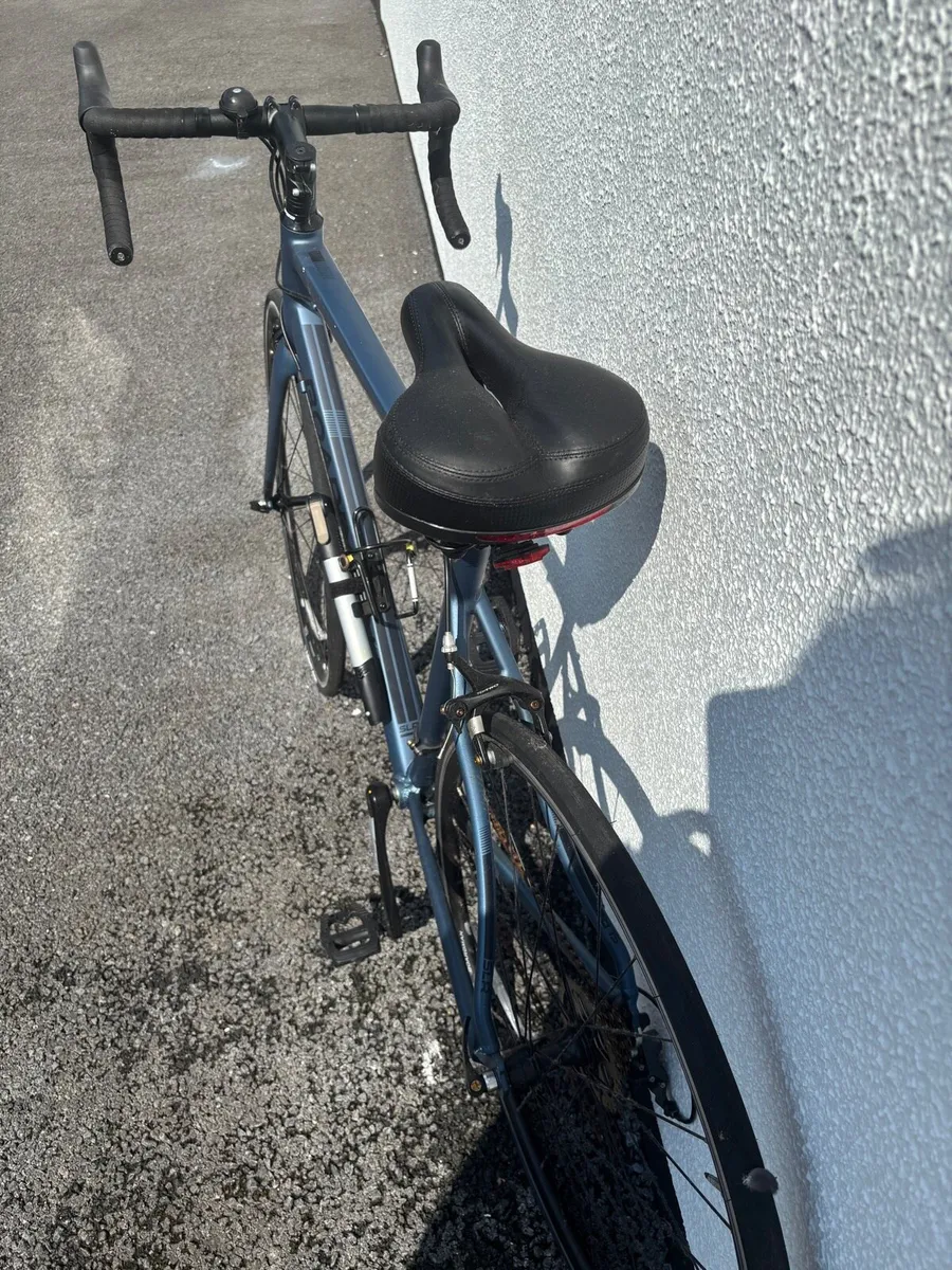 Boardman provisional bicycle racer - Image 1