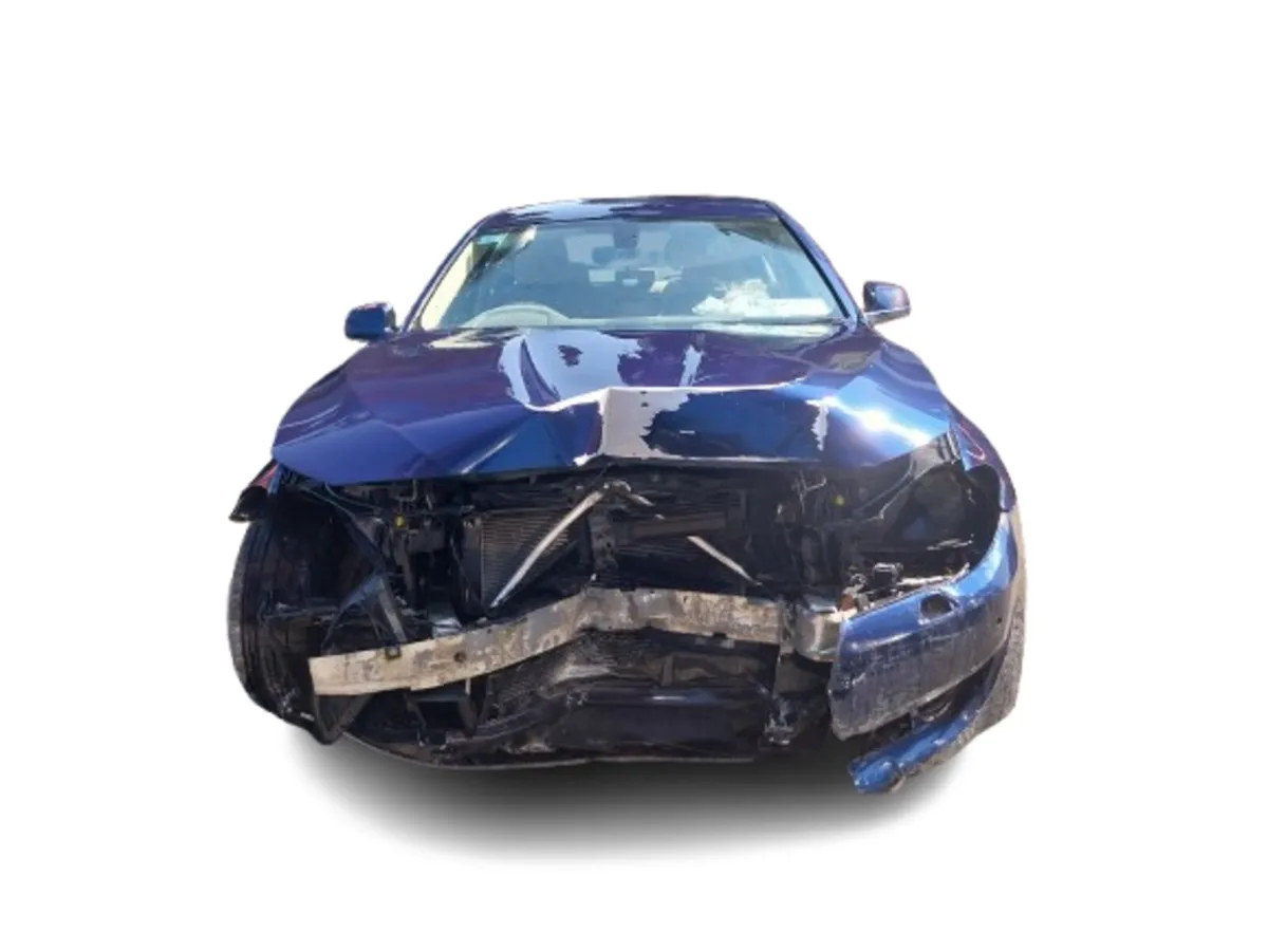 2013 BMW 5 SERIES For Breaking/Dismantling - Image 2