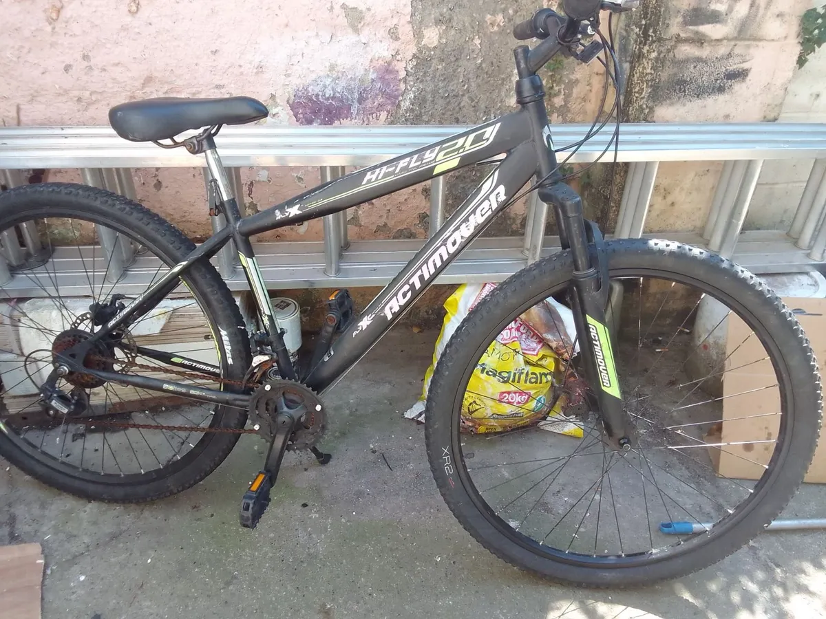 adult    bike for fixup  or repair - Image 1