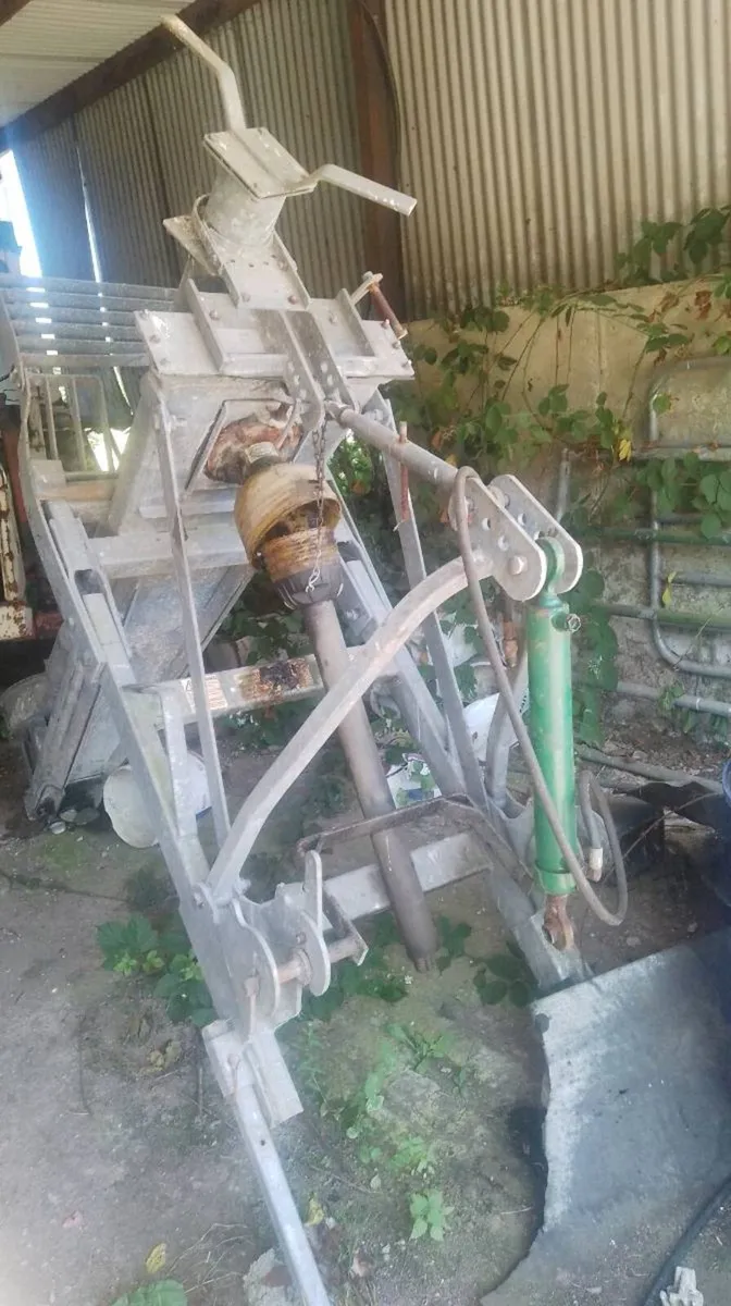 Slurry agitator