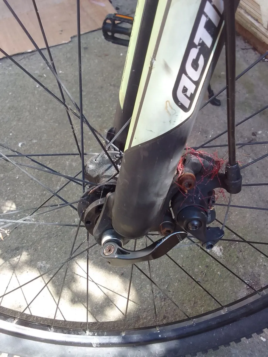 adult    bike for fixup  or repair - Image 2