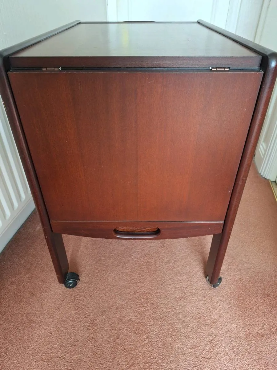 Table / Hostess Trolly - Image 3