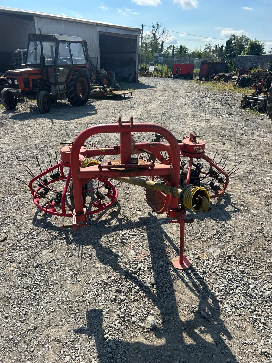 Vicon 300 Haybob - Image 1