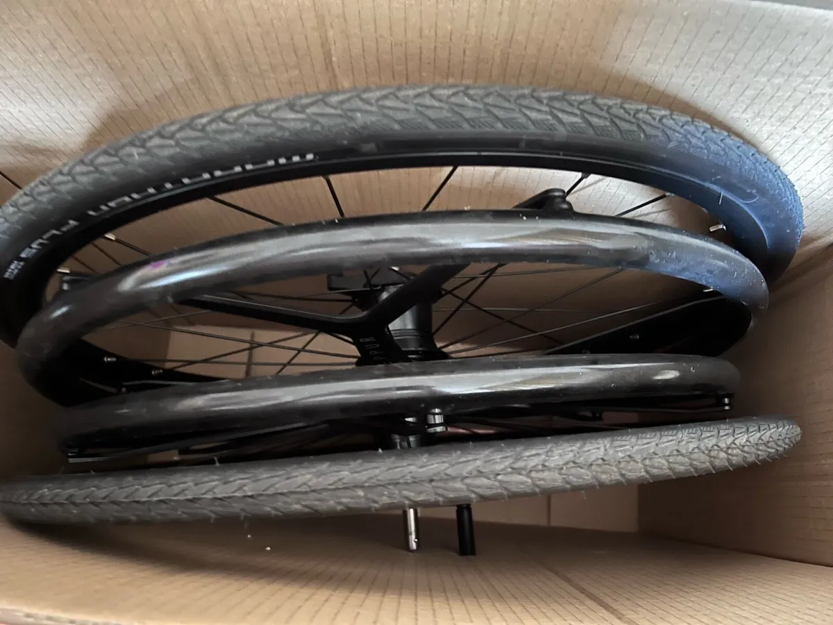 Dreeft wheelchair wheels ( with wheels built in) - Image 2
