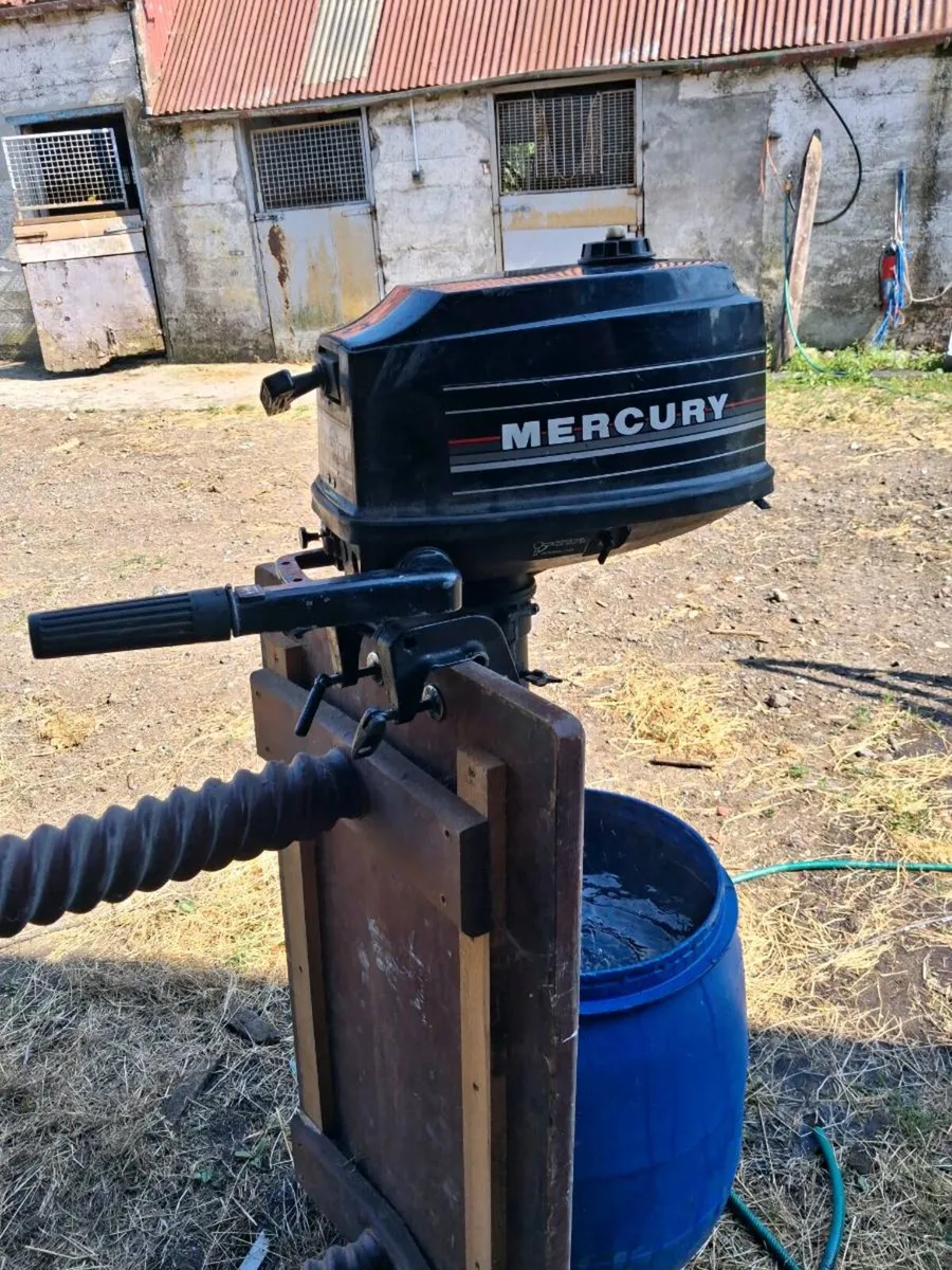 Mercury outboard boat engine - Image 4