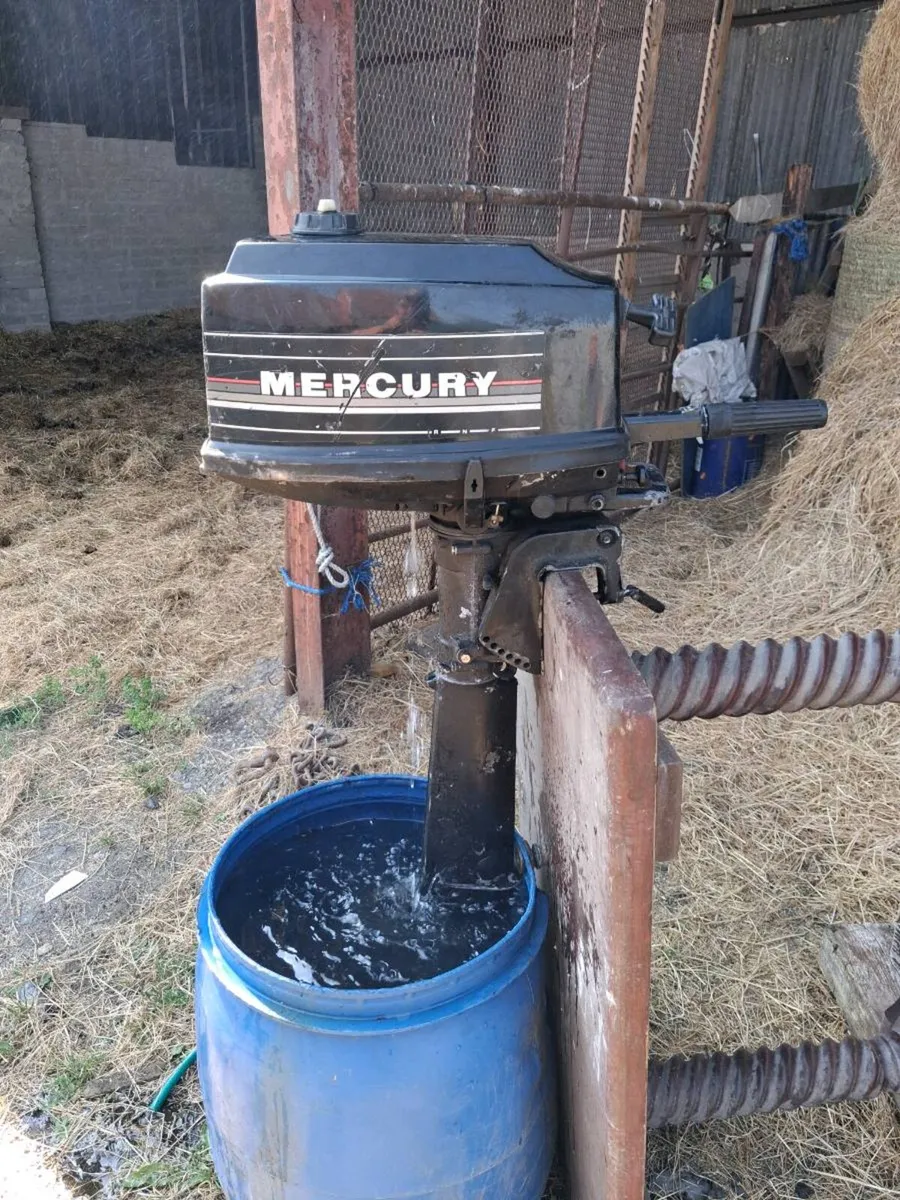 Mercury outboard boat engine - Image 1