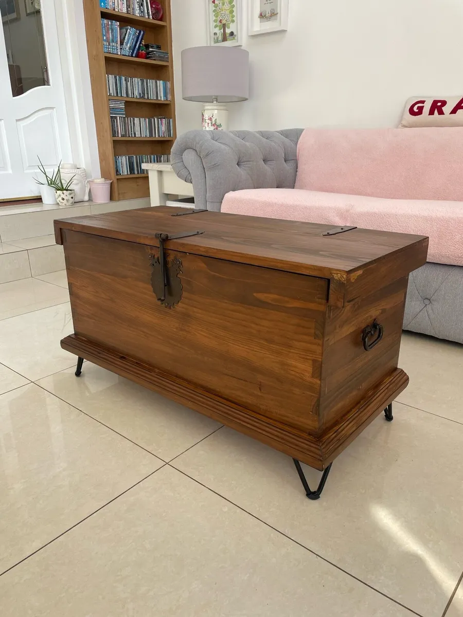 Rustic solid wood coffee table/storage chest - Image 2