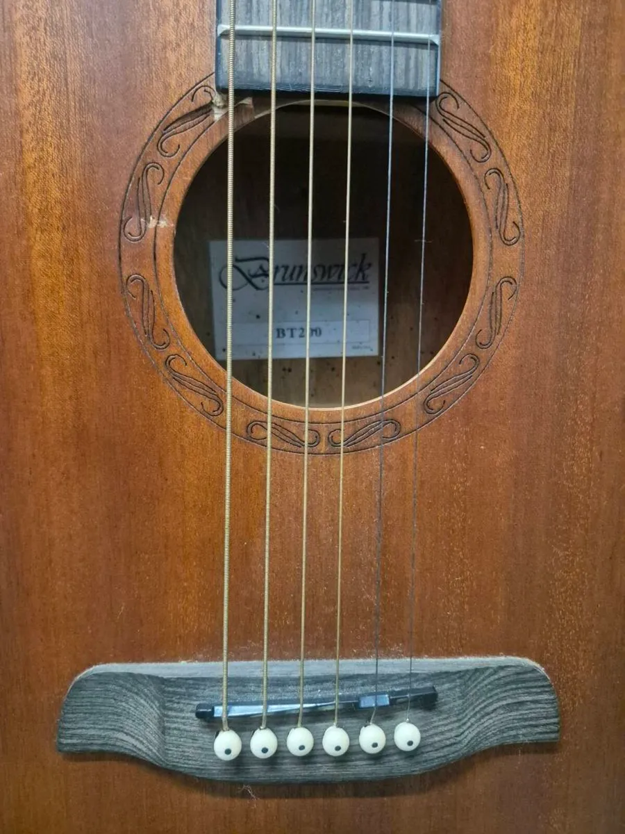 Brunswick Bt200 Travel Size Acoustic Guitar - Image 4
