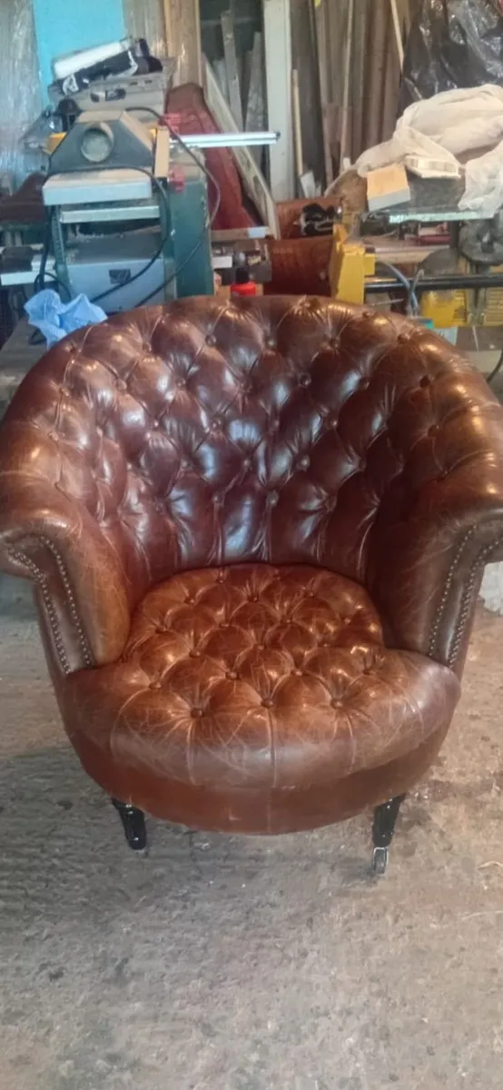 Vintage Club Chair - Image 4