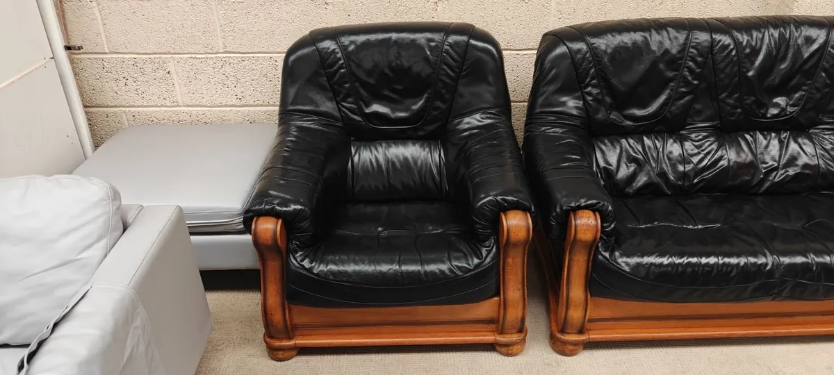 Black Dutch Suite 3+1+1 - Image 2