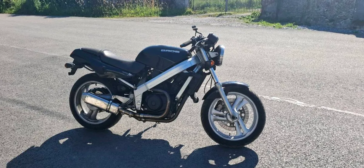1988 Honda Bros 400, only 22k km - Image 1
