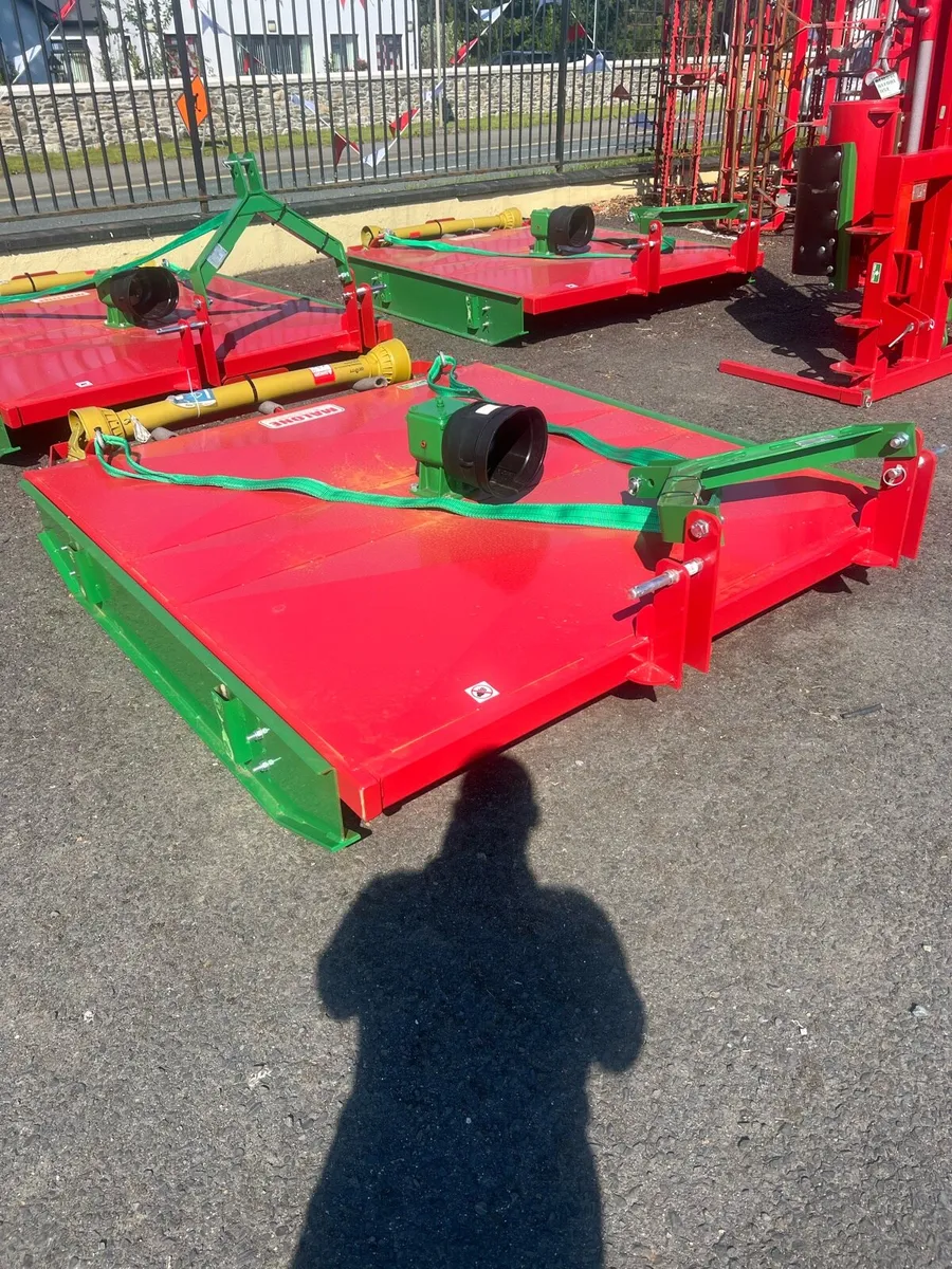 MALONE 6ft TOPPERS - Image 1