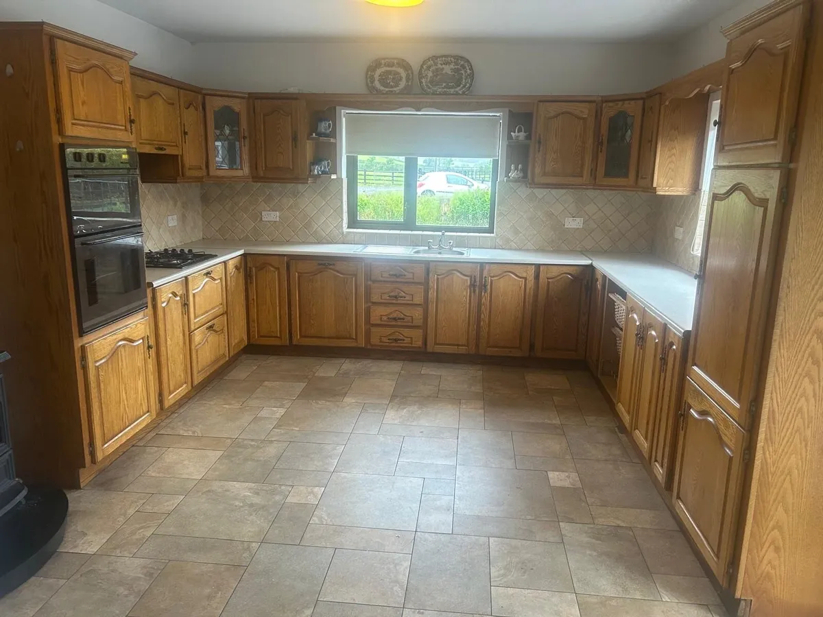 Solid oak kitchen