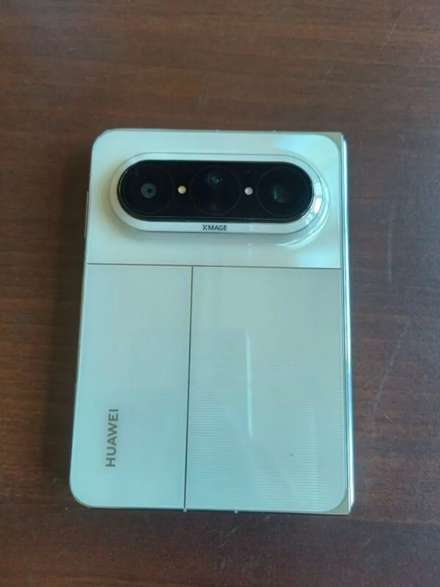 Huawei pura x max - Image 1