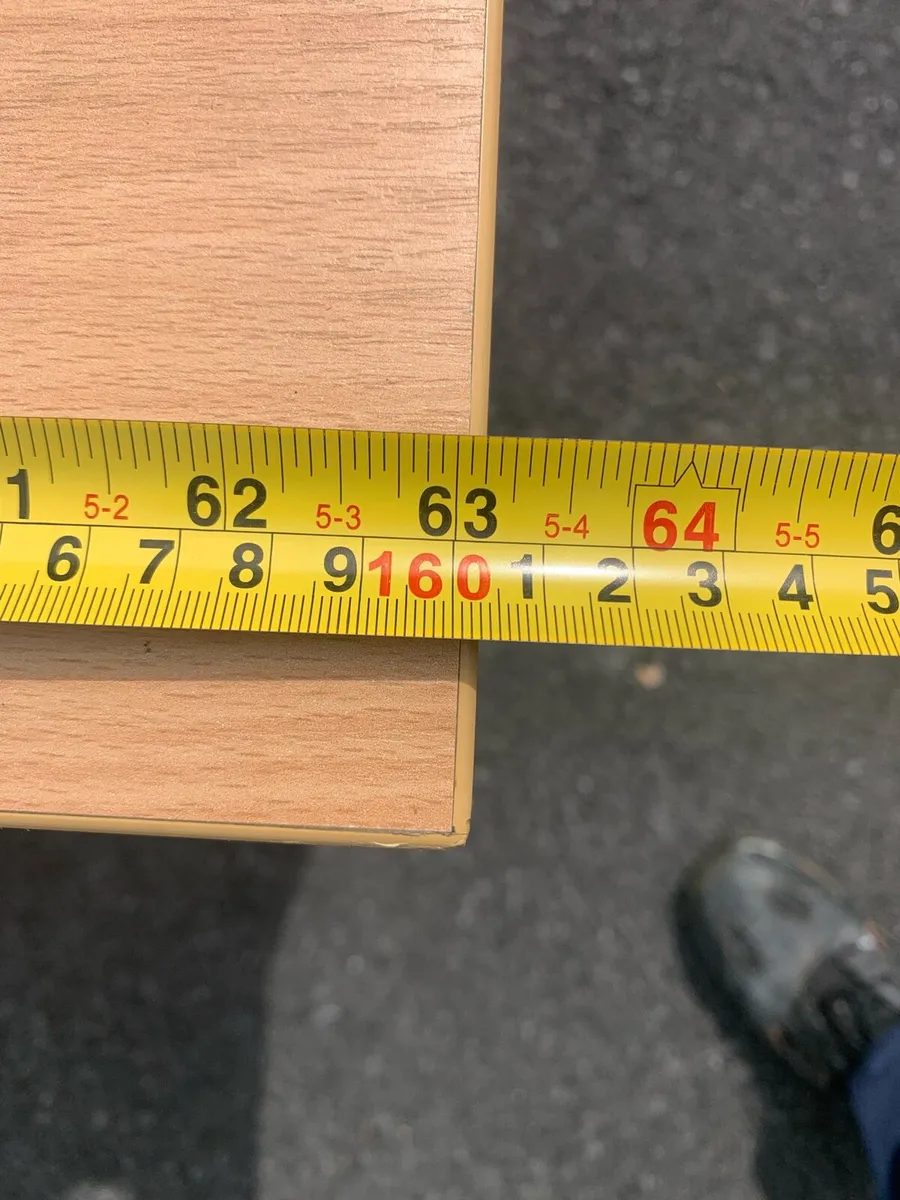 Office table - Image 4