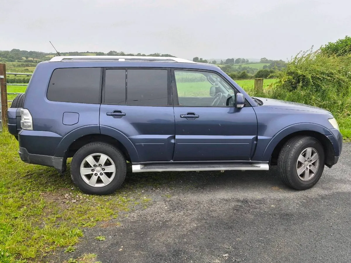 Mitsubishi Pajero - Image 1