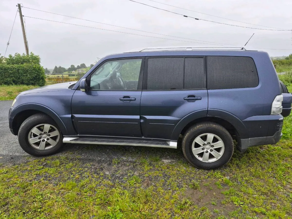 Mitsubishi Pajero - Image 3