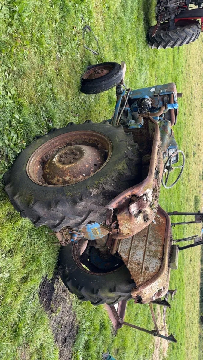 Ford 3600 - Image 2